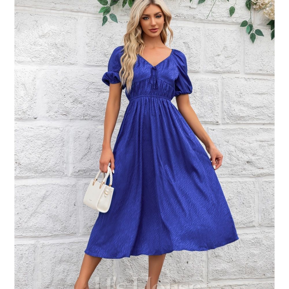 JJ’s House Camia Blue Satin Zebra Jacquard Puff Sleeve Maxi Dress NWT XXL